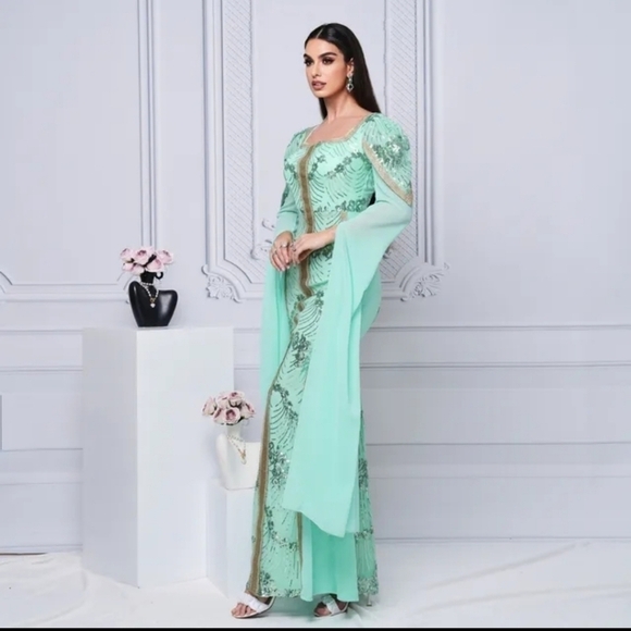 Mint Square Neck, Contrast Sequined, Split Thigh, Long Sleeved,  Mermaid Gown - Picture 13 of 16